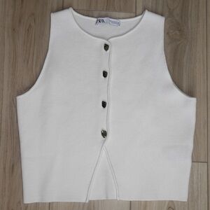 Zara White Button-Down Sleeveless Top